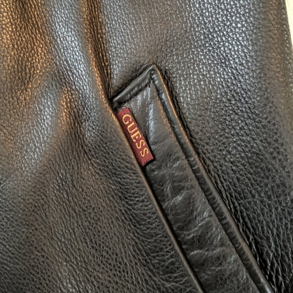 Guess - Picture 6 of 8